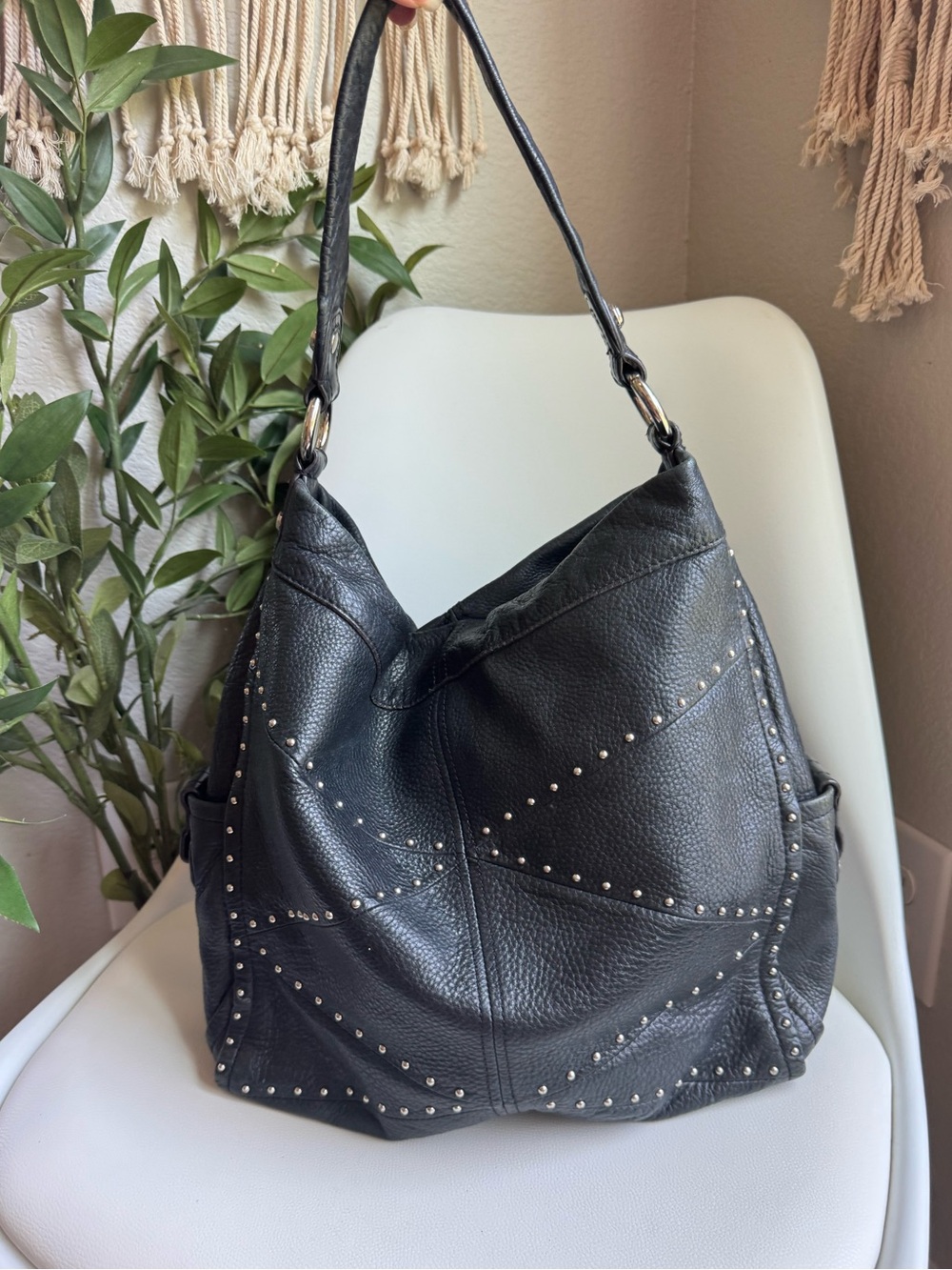 B. Makowsky Black Studded Pebbled Leather Hobo Bag Large Y2K Slouchy Shoulder